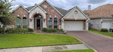 Single Family Residence in Cypress TX 17827 Camp Cove Drive.jpg