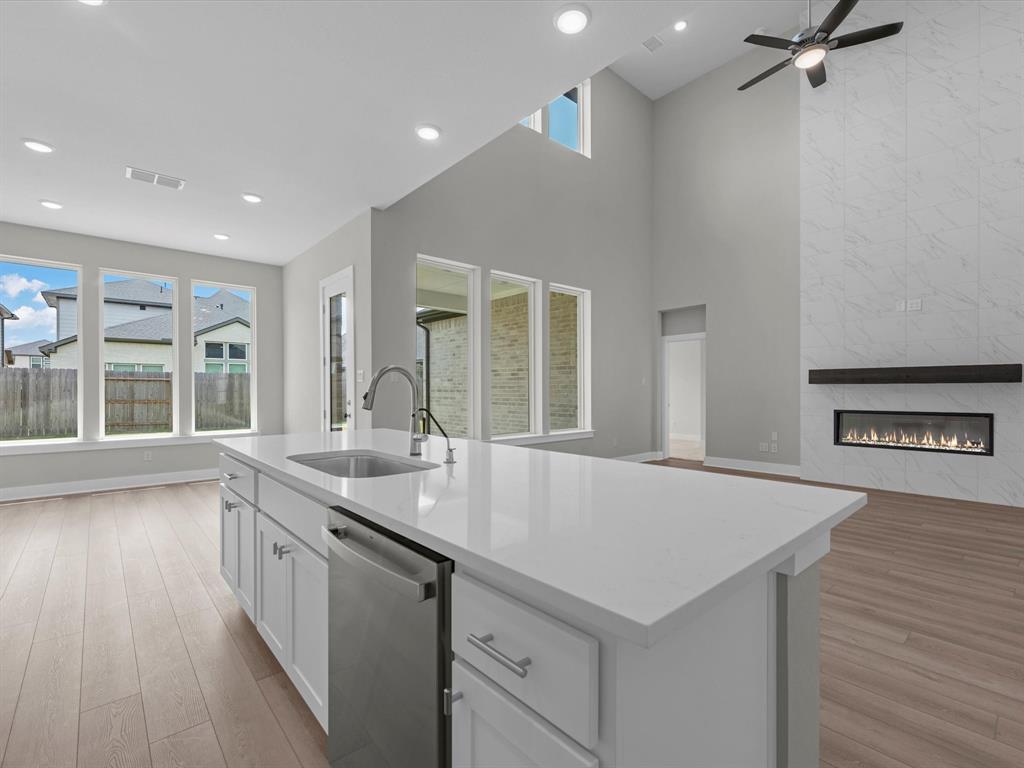 9831 Sunflower Mist Lane