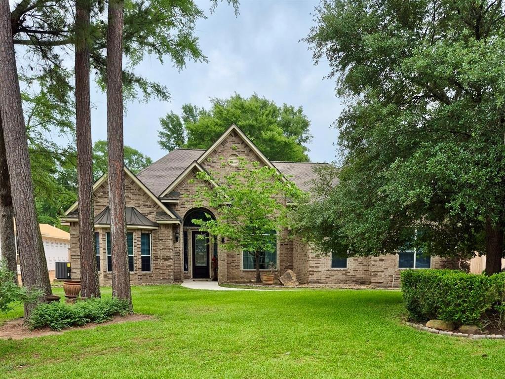 414 Garrett Drive, Magnolia, Texas image 1