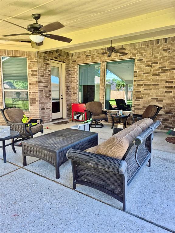 414 Garrett Drive, Magnolia, Texas image 12