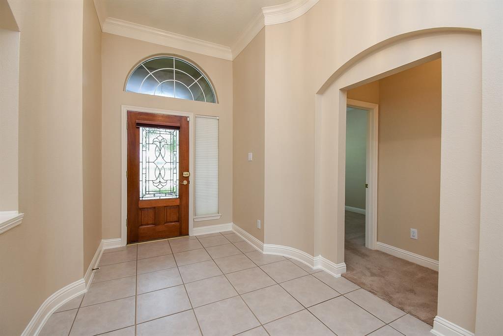 9610 Oakland Lake Way