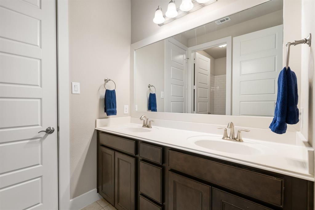 320 Black Walnut Court, Conroe, Texas image 18