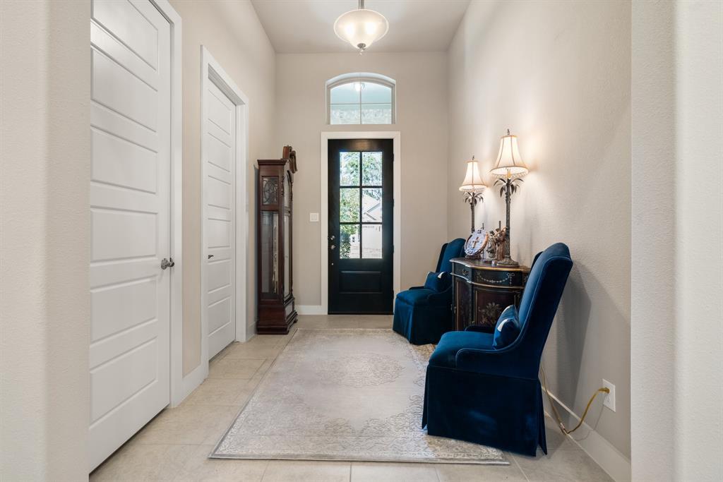 320 Black Walnut Court, Conroe, Texas image 4