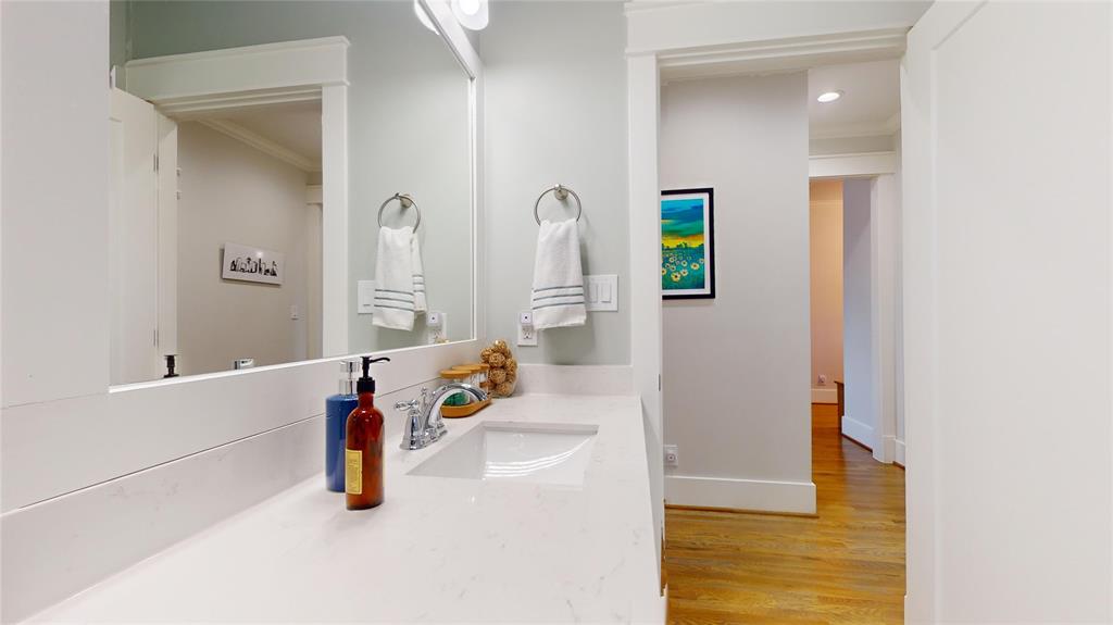 1255 Richelieu Lane, Houston, Texas image 22