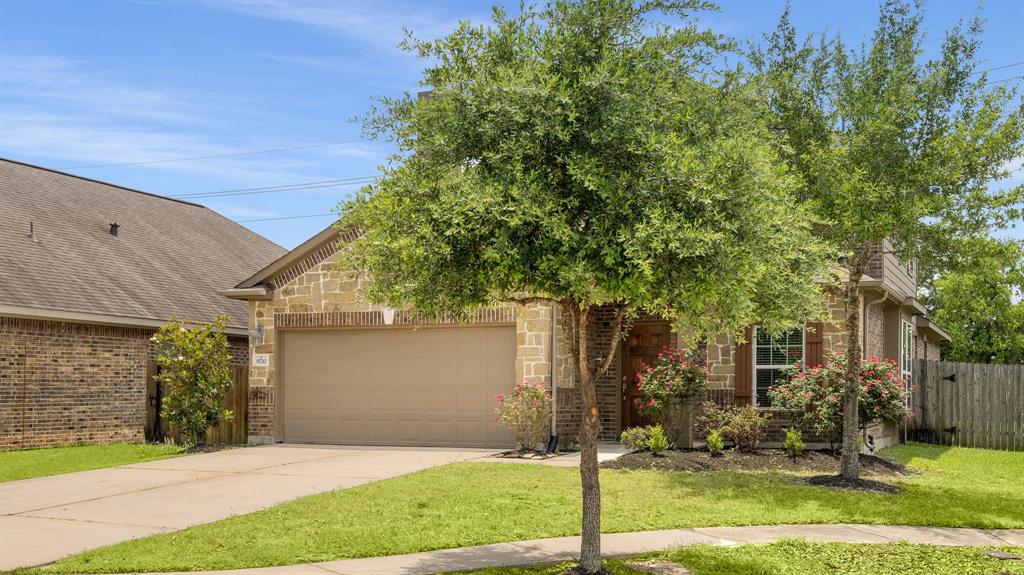 9710 Layton Ridge Drive, Humble, Texas image 3