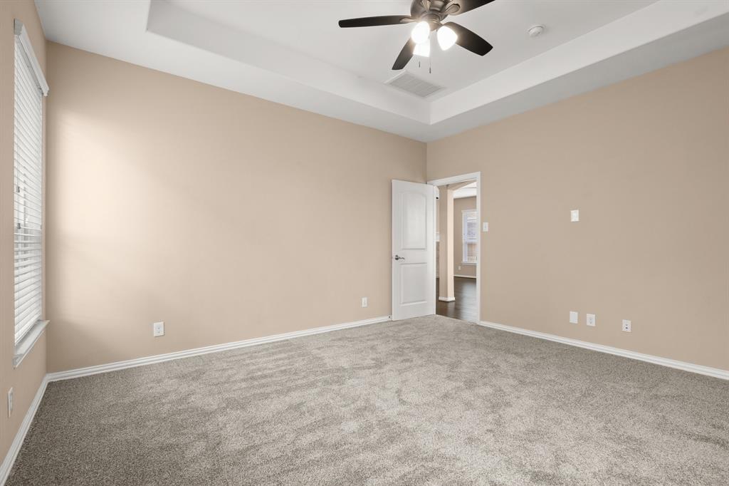 9710 Layton Ridge Drive, Humble, Texas image 20
