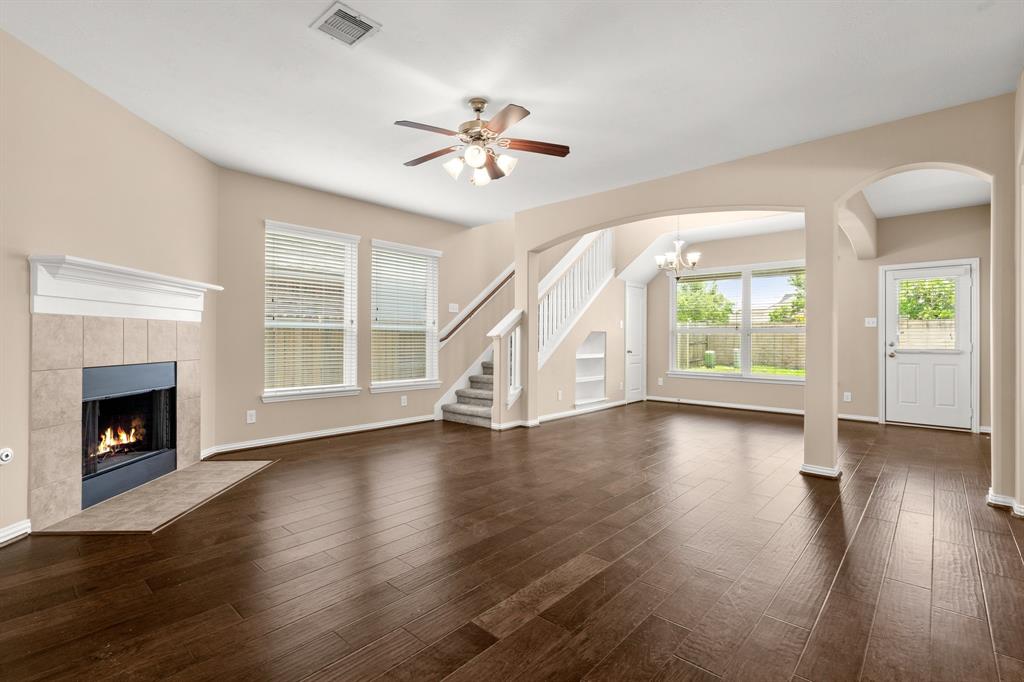 9710 Layton Ridge Drive, Humble, Texas image 6