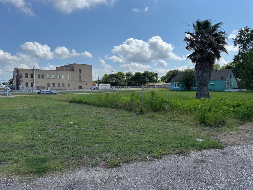 6th Ave, Texas City, Texas image 13