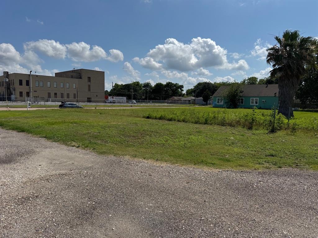 6th Ave, Texas City, Texas image 17