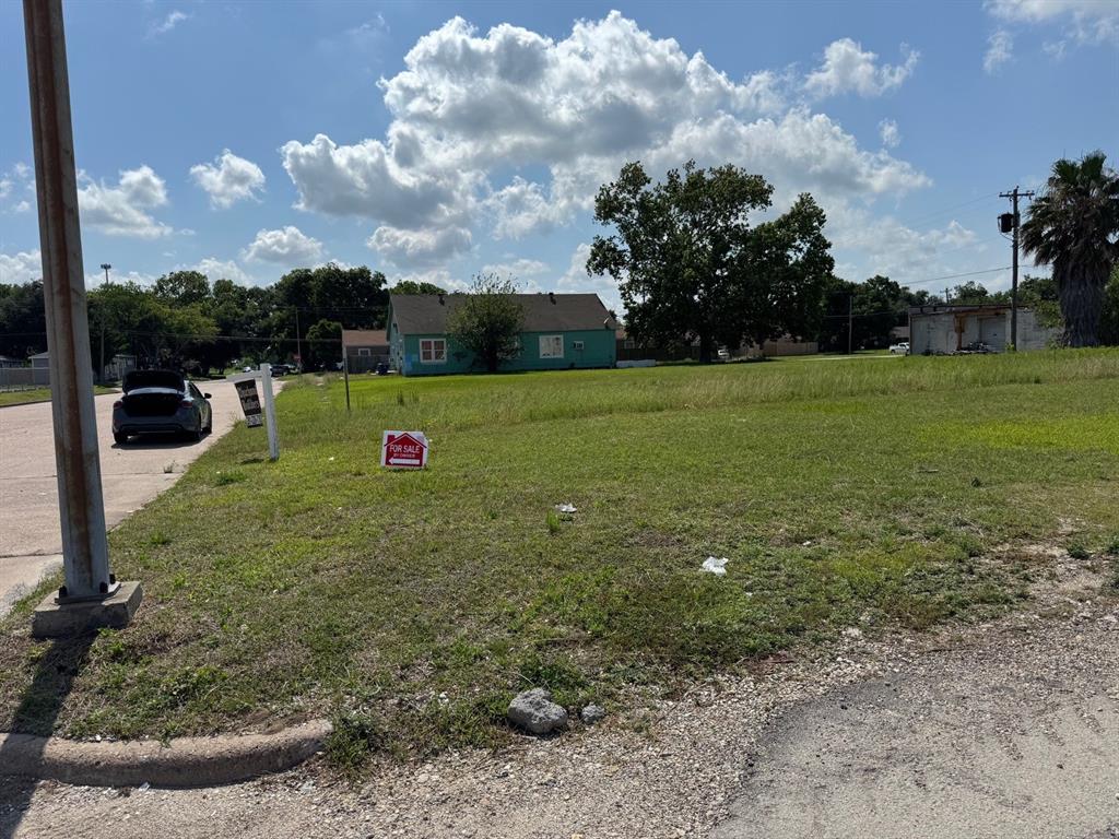 6th Ave, Texas City, Texas image 24