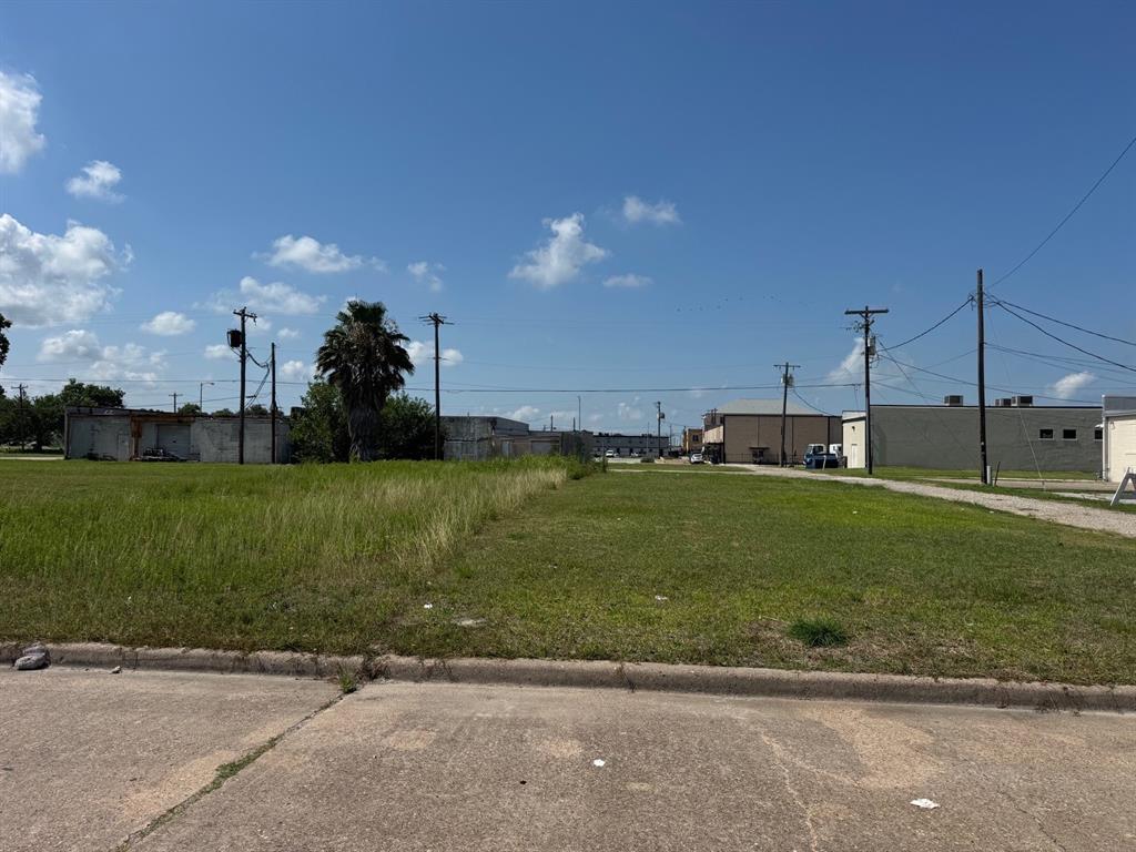 6th Ave, Texas City, Texas image 27