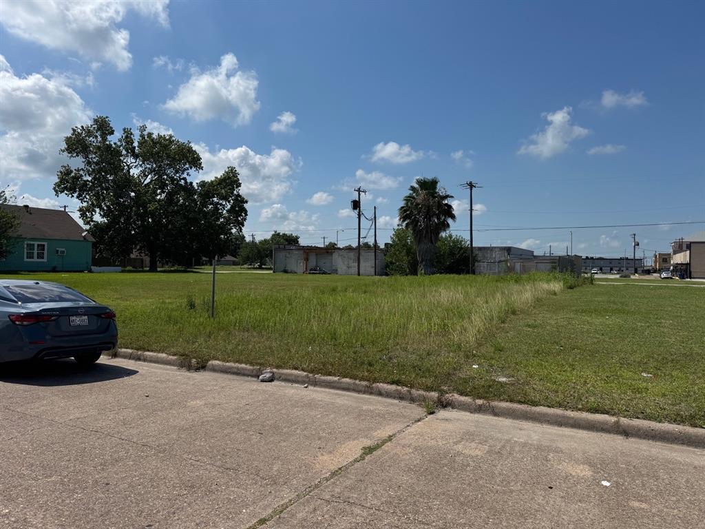 6th Ave, Texas City, Texas image 1