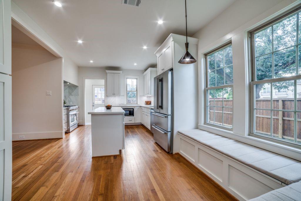 2402 Oakdale Street, Houston, Texas image 12