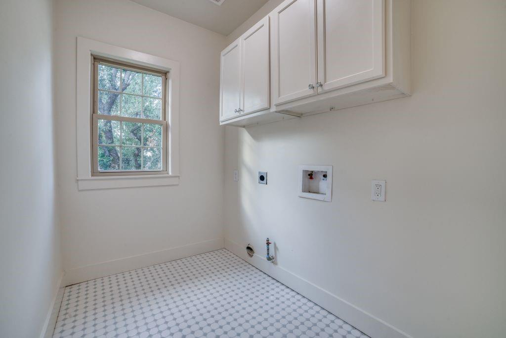 2402 Oakdale Street, Houston, Texas image 28