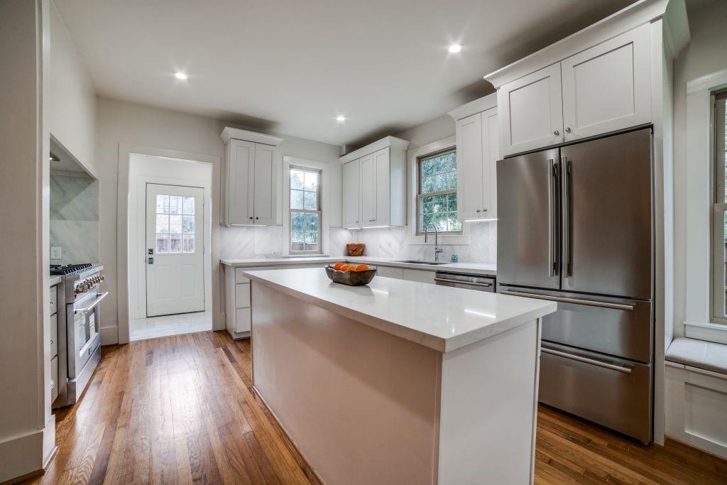 2402 Oakdale Street, Houston, Texas image 14
