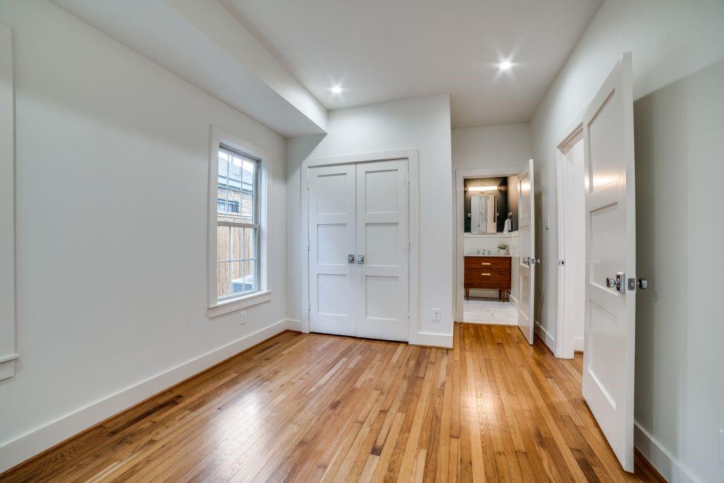 2402 Oakdale Street, Houston, Texas image 18