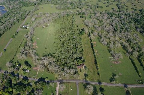 Photo of 0 County Road 42, Brazoria, TX 77583 (MLS # 84500074) Photo of 0 County Road 42, Brazoria, TX 77583 (MLS # 84500074)