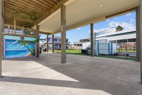 A home in Crystal Beach