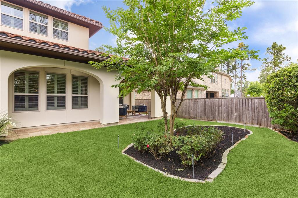 47 S Shasta Bend Circle, Spring, Texas image 38