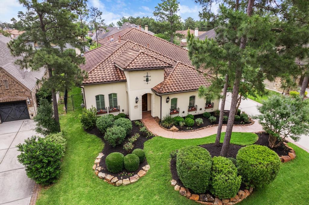 47 S Shasta Bend Circle, Spring, Texas image 1