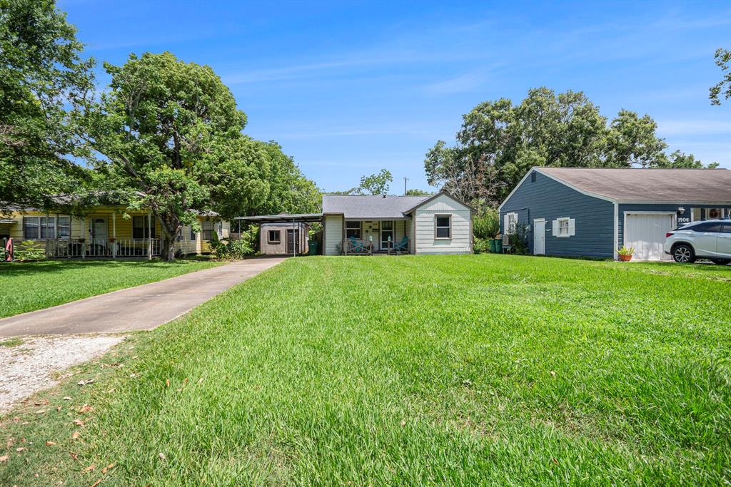 1908 Oleander Drive