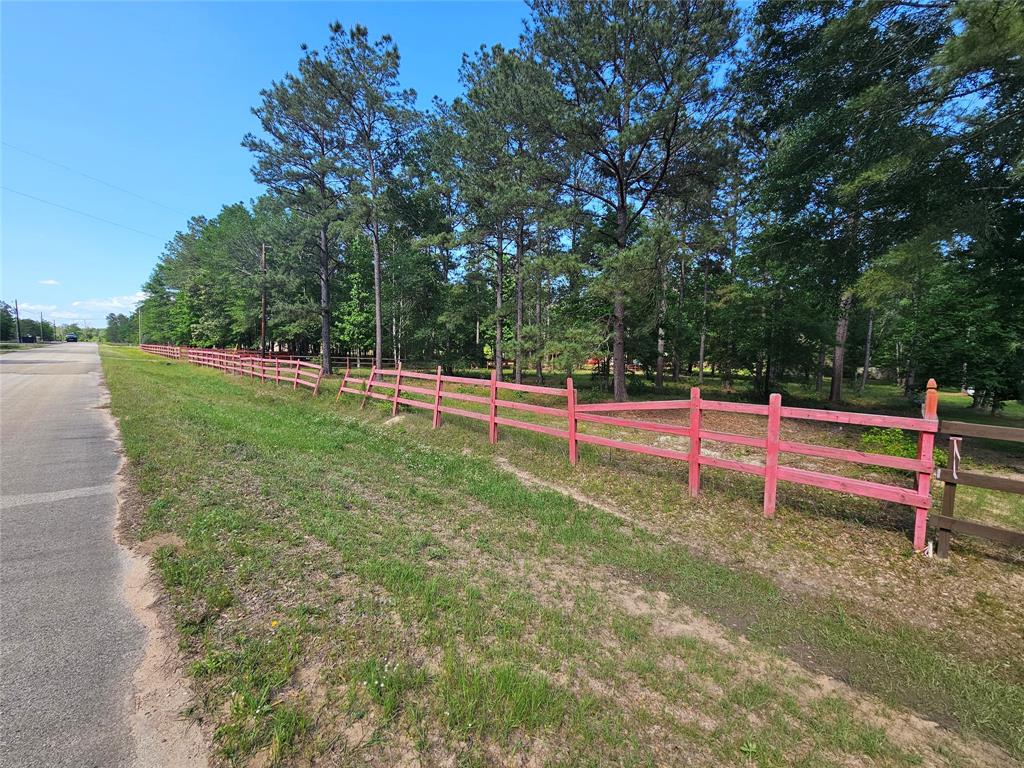 2024 White Buck Court, Cleveland, Texas image 3