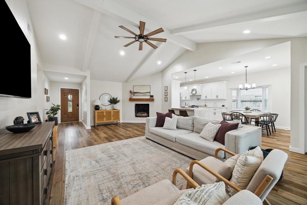 16217 Singapore Lane