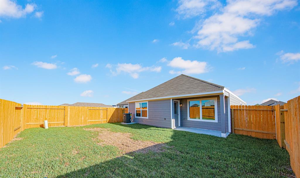 8104 Vanilla Orchid Drive, Houston, Texas image 14