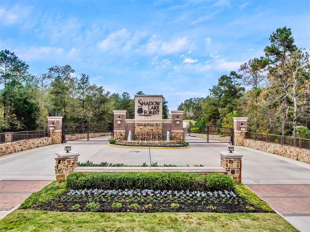 11015 Branch Creek Court, Conroe, Texas image 2