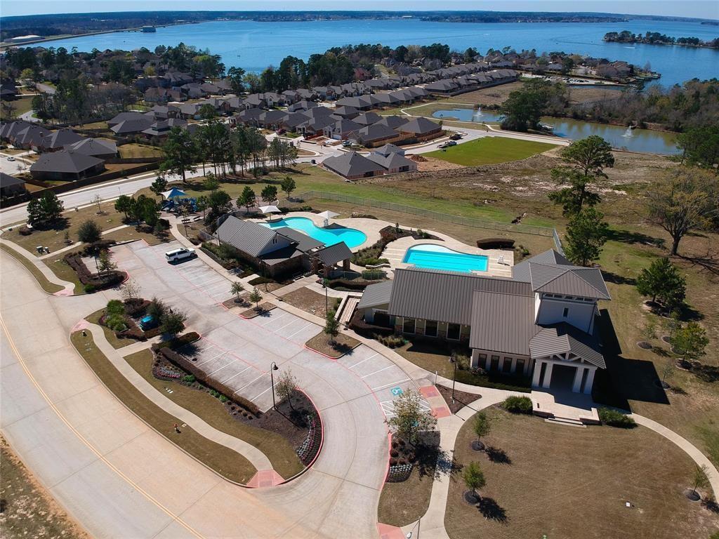11015 Branch Creek Court, Conroe, Texas image 8