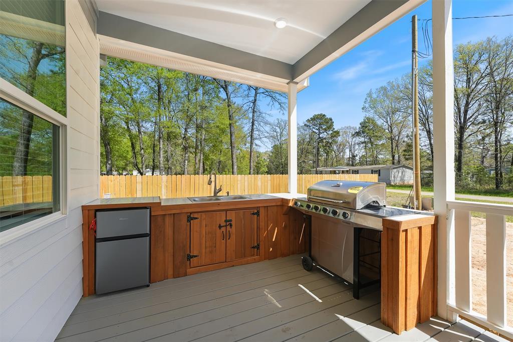 200 Canary Street, Point Blank, Texas image 5