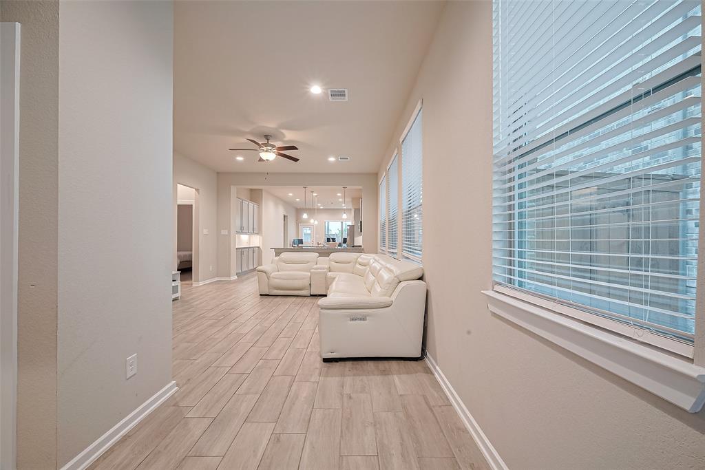 7031 House Wren Court