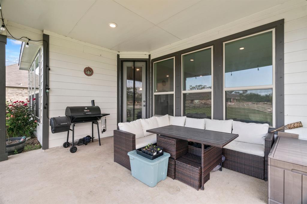 4303 Leslies Way, Dickinson, Texas image 31