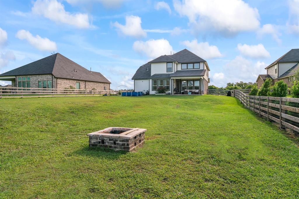 4303 Leslies Way, Dickinson, Texas image 38