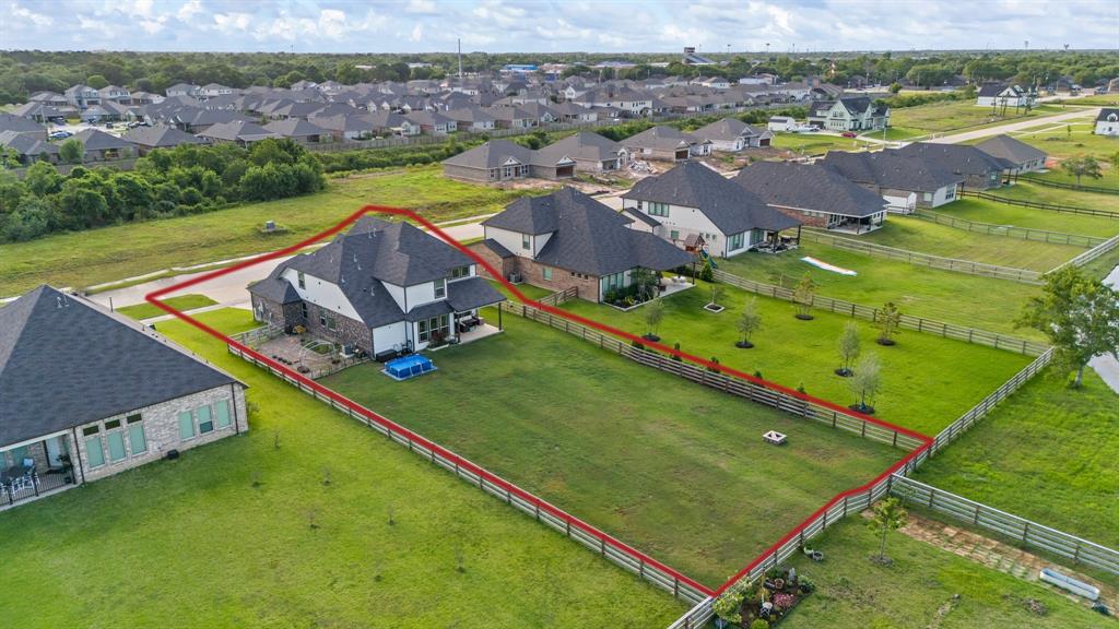 4303 Leslies Way, Dickinson, Texas image 44