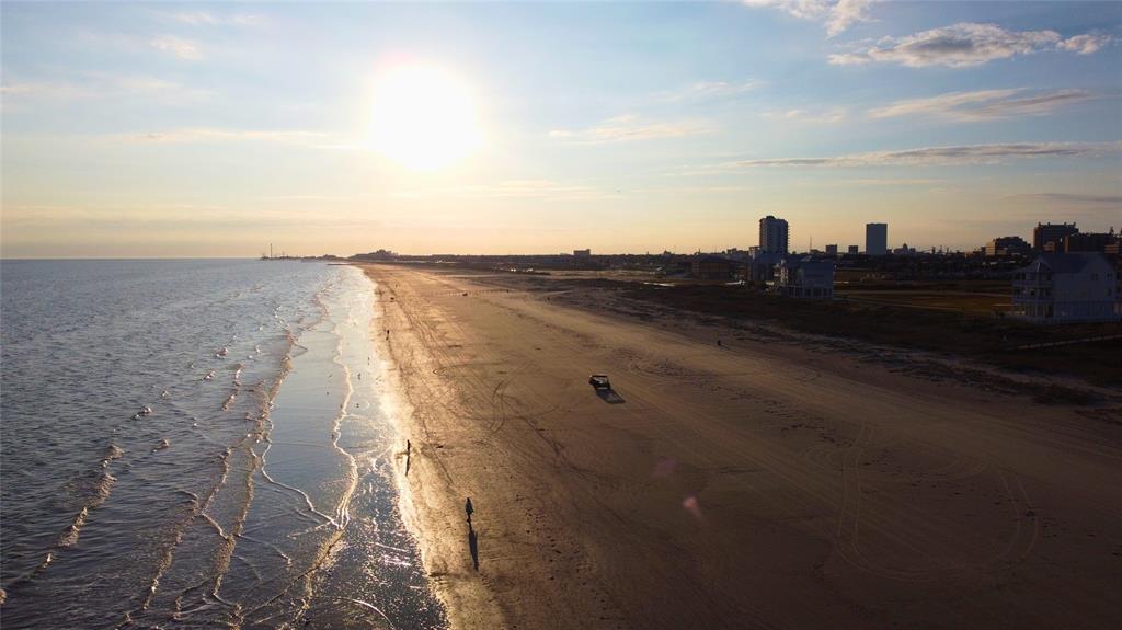 3727 Avenue L, Galveston, Texas image 14