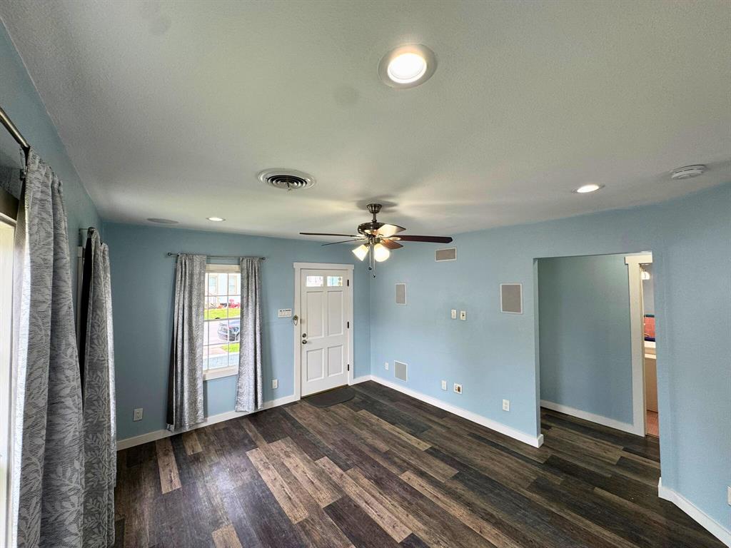 3727 Avenue L, Galveston, Texas image 3