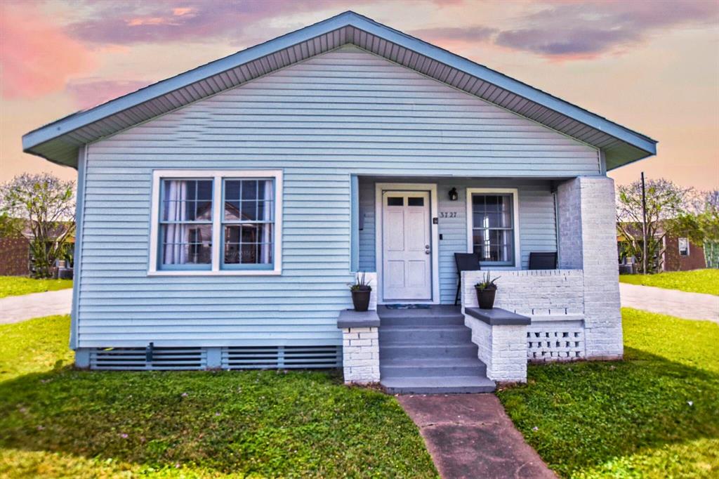 3727 Avenue L, Galveston, Texas image 1