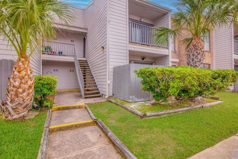 Photo of 3220 69th Street #A3, Galveston, TX 77551 (MLS # 70290984)