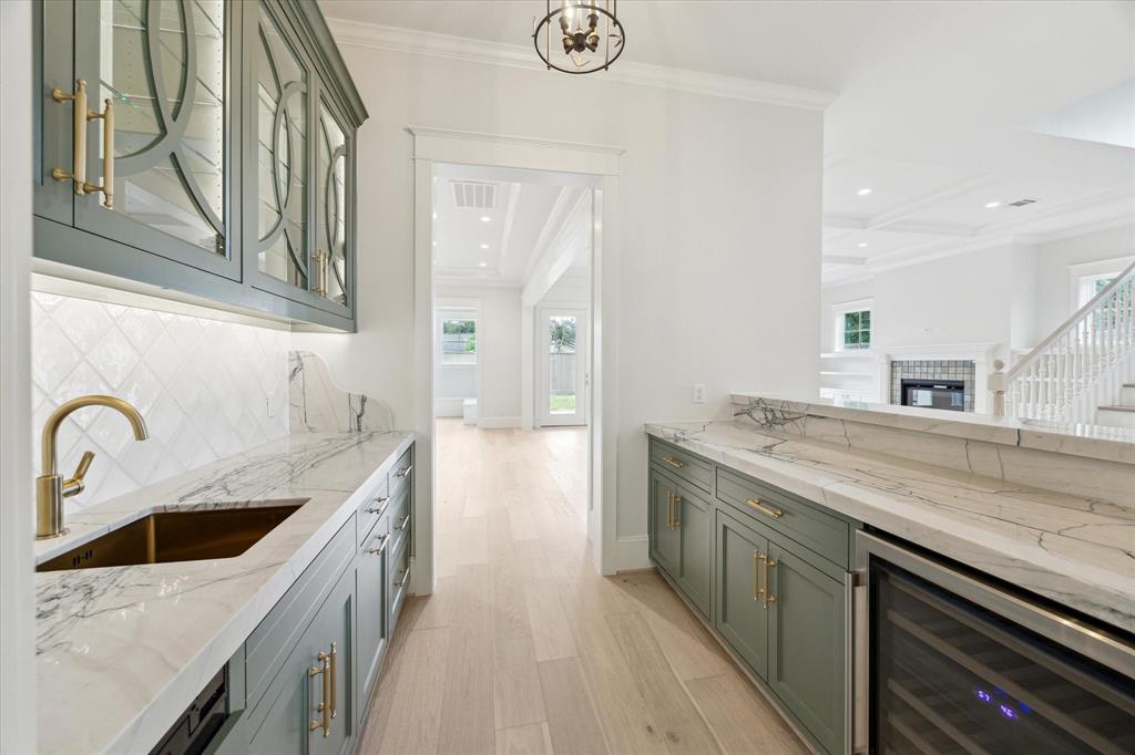 5518 Schumacher Lane, Houston, Texas image 18