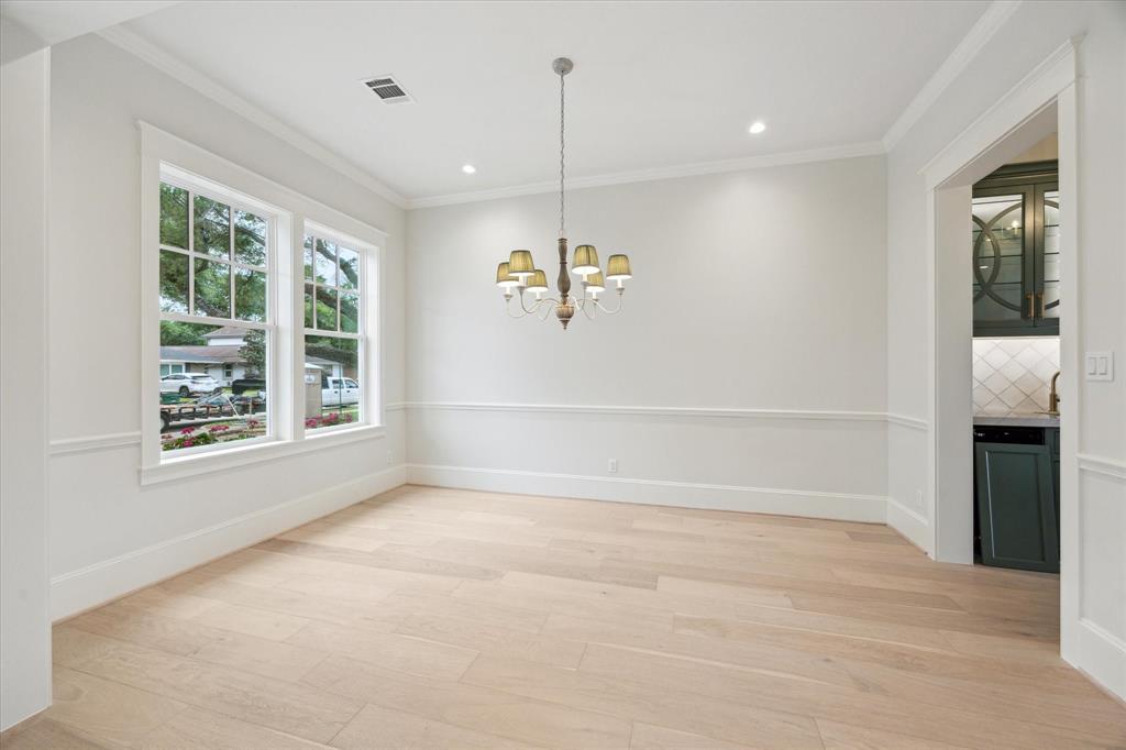 5518 Schumacher Lane, Houston, Texas image 17