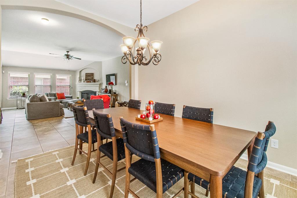 231 New Harmony Trail, The Woodlands, Texas image 11