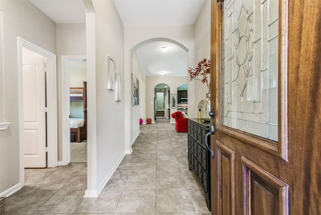 231 New Harmony Trail, The Woodlands, Texas image 4