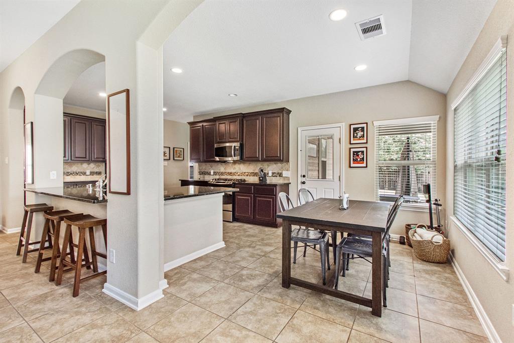 231 New Harmony Trail, The Woodlands, Texas image 13