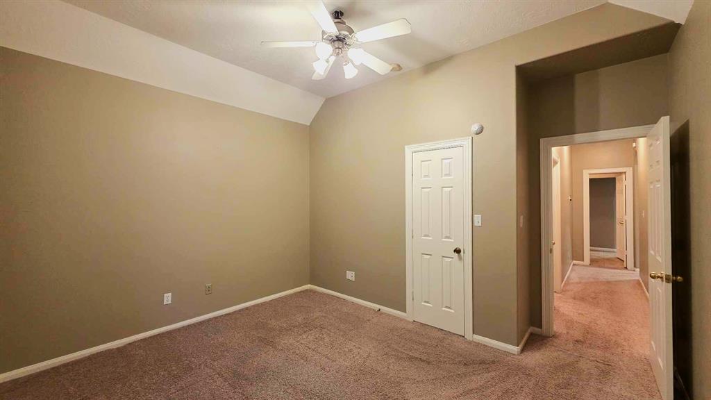 8931 Pine Shores Drive, Humble, Texas image 28