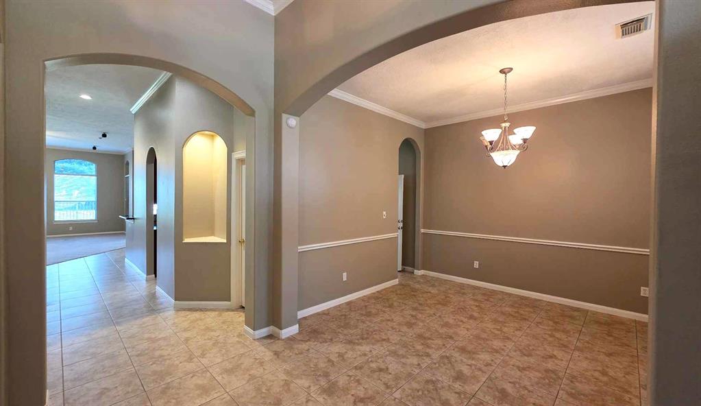 8931 Pine Shores Drive, Humble, Texas image 6
