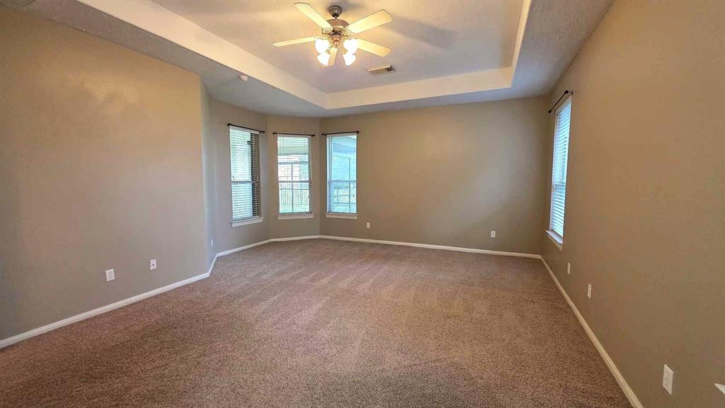 8931 Pine Shores Drive, Humble, Texas image 18