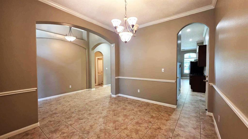 8931 Pine Shores Drive, Humble, Texas image 7