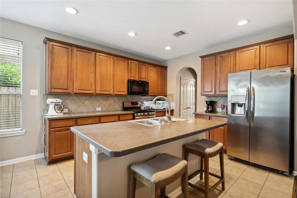 17262 Lafayette Hollow Lane, Humble, Texas image 9