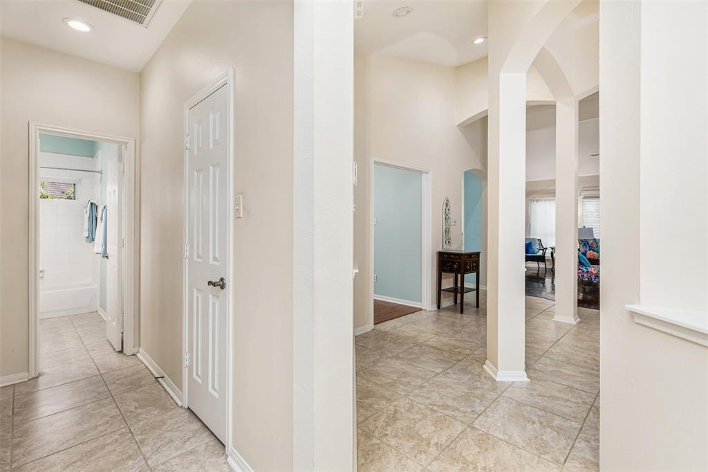 19231 Kelly Pines Court, Humble, Texas image 9